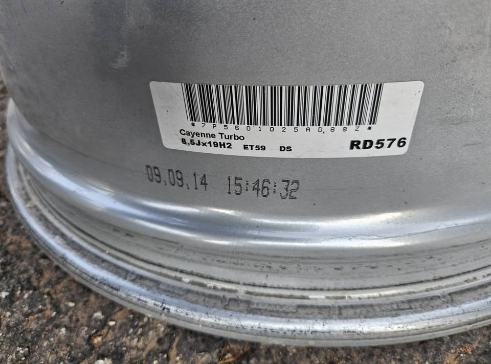 2014 PORSCHE CAYENNE WHEELS FOR SALE - Private Seller