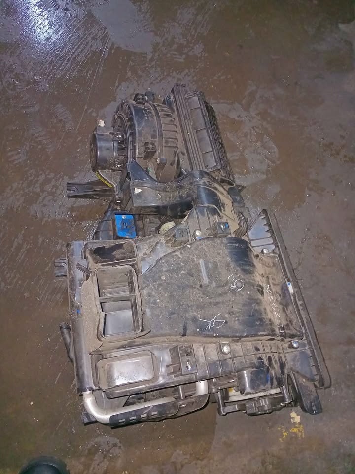 Hyundai creta heater box - Private Seller Hyundai creta heater box - Private Seller