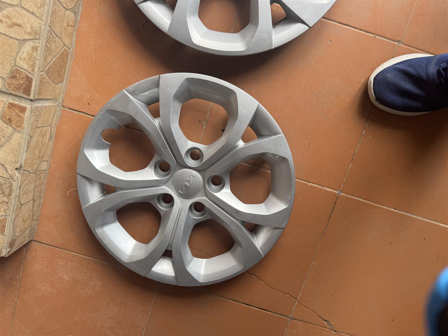 Kia picanto wheelcaps - Private Seller