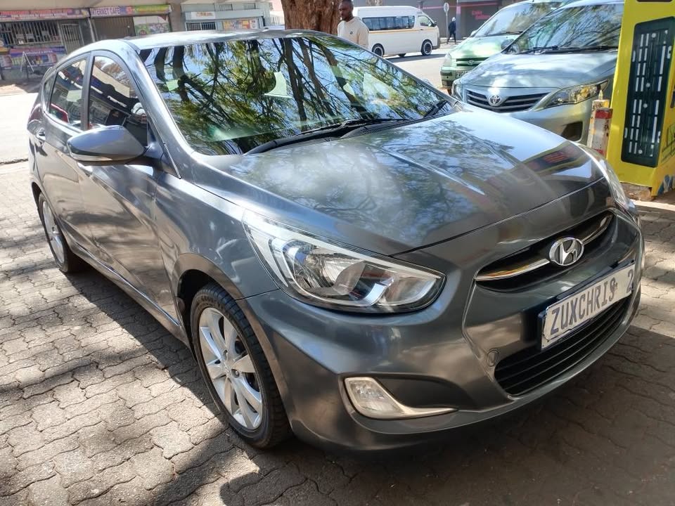 2016 HYUNDAI ACCENT 1.6  HATCHBACK AUTOMATIC