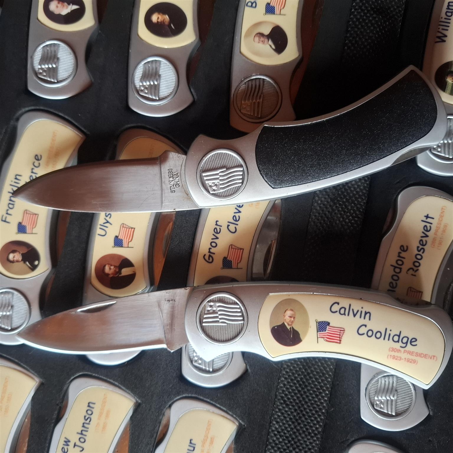 43 PIECE POCKET KNIFE SET OF AMERICAN PRESIDENTS