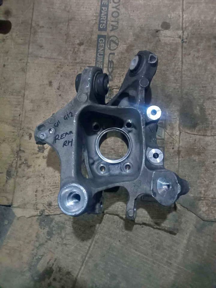 Bmw G11 G12s teering knuckle - Private Seller