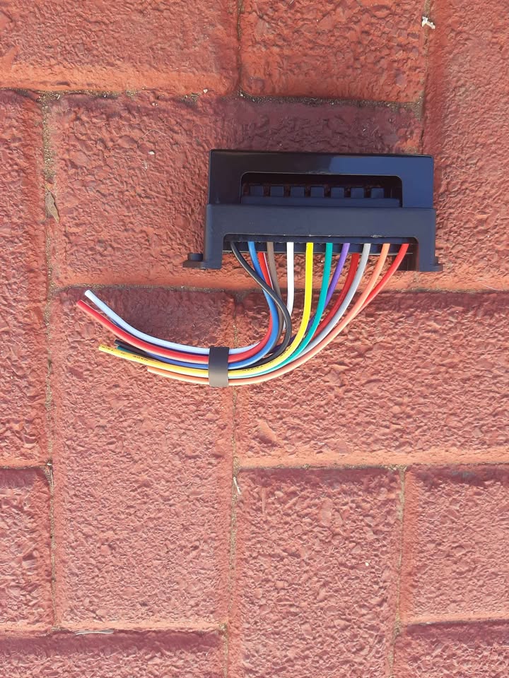 NISSAN 1400 FUSE BOX. BRAND NEW. - Private Seller NISSAN 1400 FUSE BOX. BRAND NEW. - Private Seller
