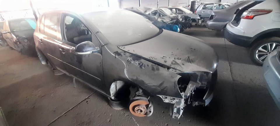 VW Golf 5 stripping for spares. VW Golf 5 stripping for spares.