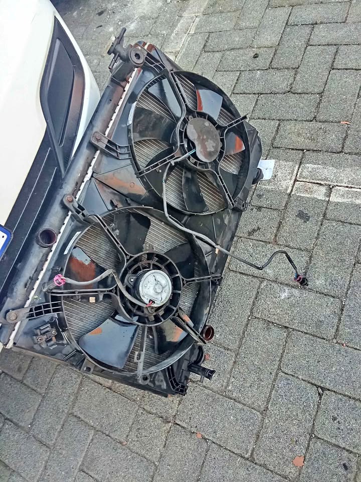 2012 Chery Tiggo Complete Radiator Set - Private Seller 2012 Chery Tiggo Complete Radiator Set - Private Seller
