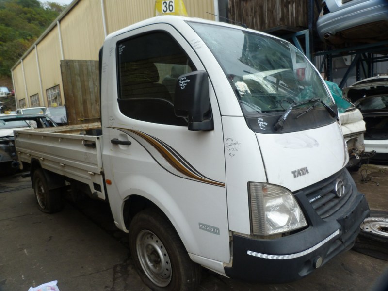 Tata Super Ace EX2 1 Ton Turbo DLS Manual White - 2018 STRIPPING FOR SPARES
