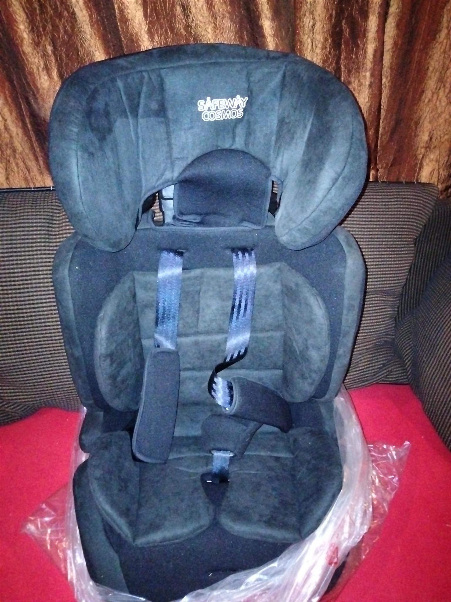 New Safeway Cosmos Baby car seat 
