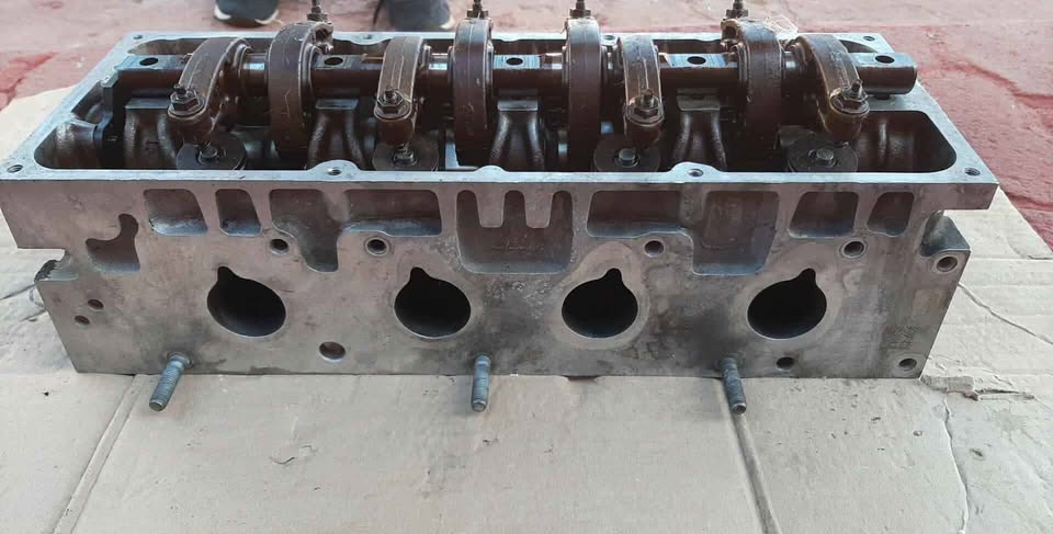 NP200 7KM STANDARD  CYLINDER HEAD. FOR SALE.