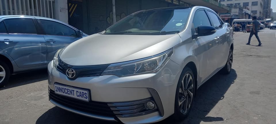 2019 TOYOTA COROLLA PRESTIGE 1.6 AUTOMATIC TRANSMISSION, SILVER COLOUR, 90000KM