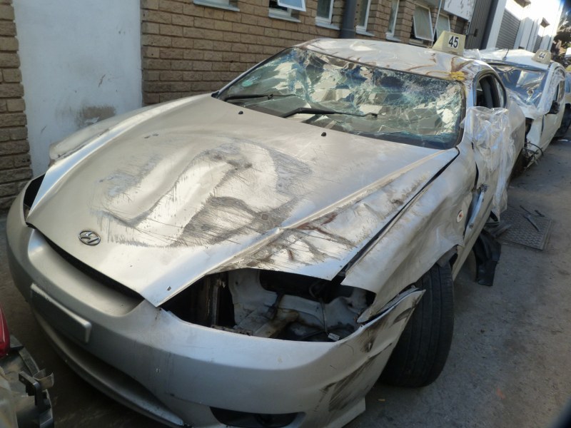 Hyundai Tiburon 2.0 Manual Silver - 2007 STRIPPING FOR SPARES - Private Seller Hyundai Tiburon 2.0 Manual Silver - 2007 STRIPPING FOR SPARES - Private Seller