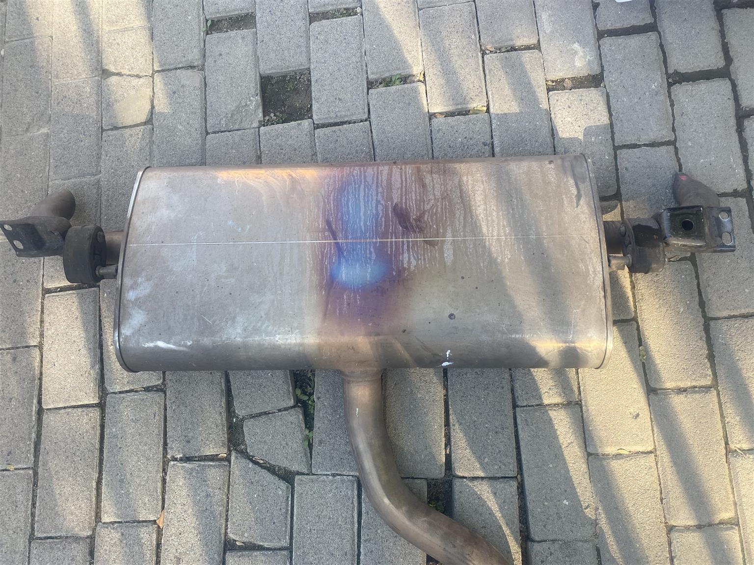 2022 VOLVO XC40 EXHAUST FOR SALE. IN EXCELLENT CONDITION - Private Seller