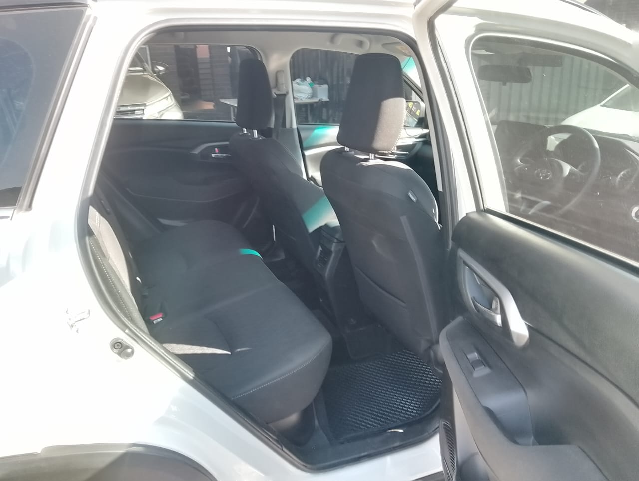 2024 Toyota Urban Cruiser 1.5 Xs 77KW MINI SUV Manual 4,000km Cloth Seats, Tow B