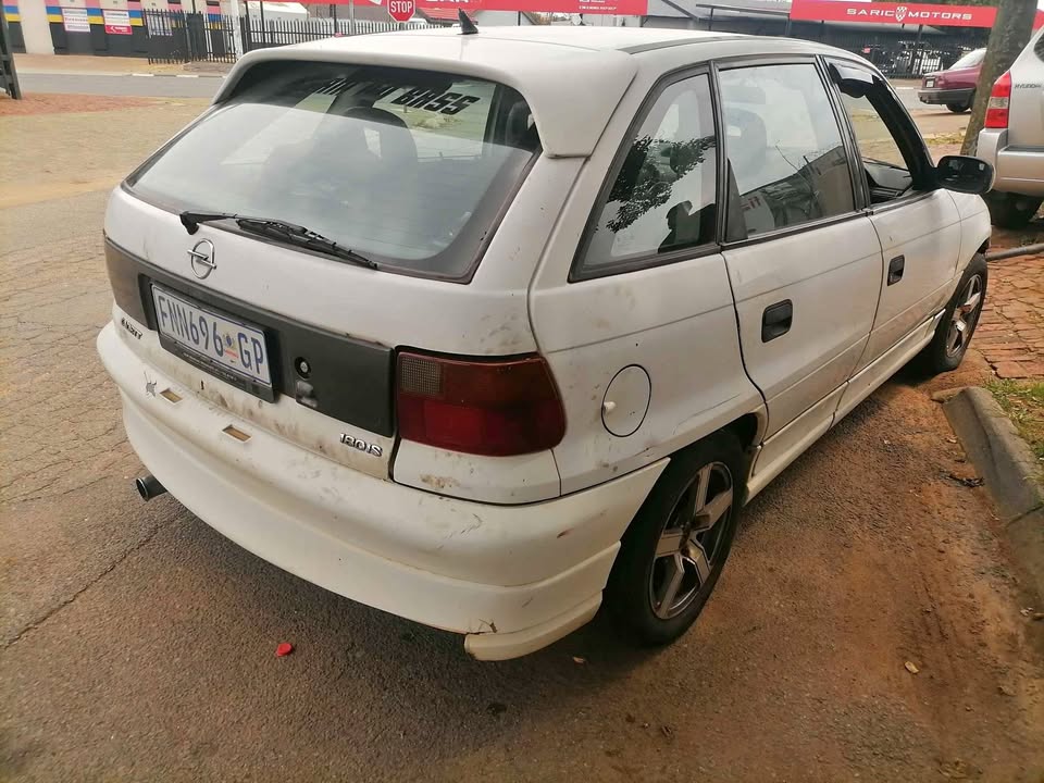 Opel Kadett 180is stripping for spares - Private Seller