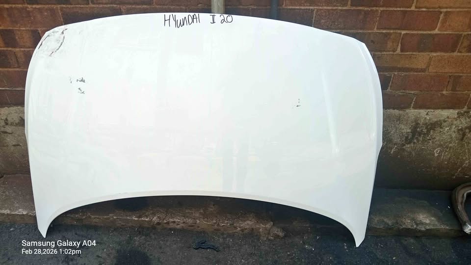 Hyundai i20 Bonnet - Private Seller Hyundai i20 Bonnet - Private Seller