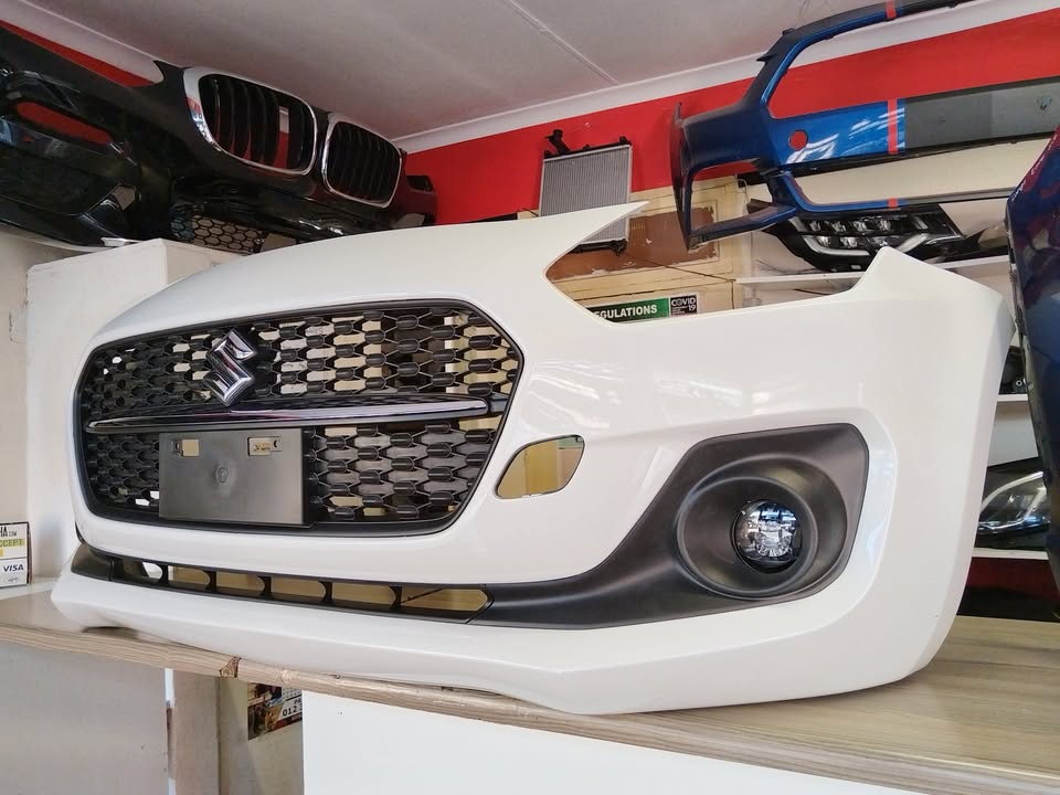 2022 SUZUKI SWIFT WHITE FRONT COMPLETE BUMPER SUPER CLEAN FOR SALE - Private Seller 2022 SUZUKI SWIFT WHITE FRONT COMPLETE BUMPER SUPER CLEAN FOR SALE - Private Seller