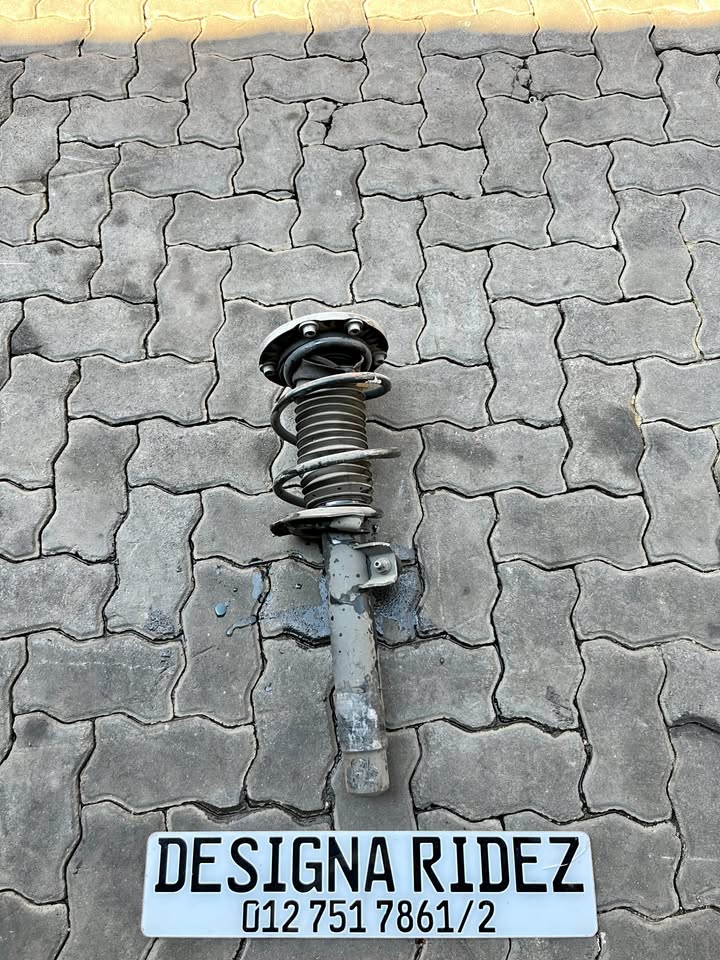 BMW F30 3-SERIES FRONT RIGHT SHOCK AVAILABLE. - Private Seller BMW F30 3-SERIES FRONT RIGHT SHOCK AVAILABLE. - Private Seller