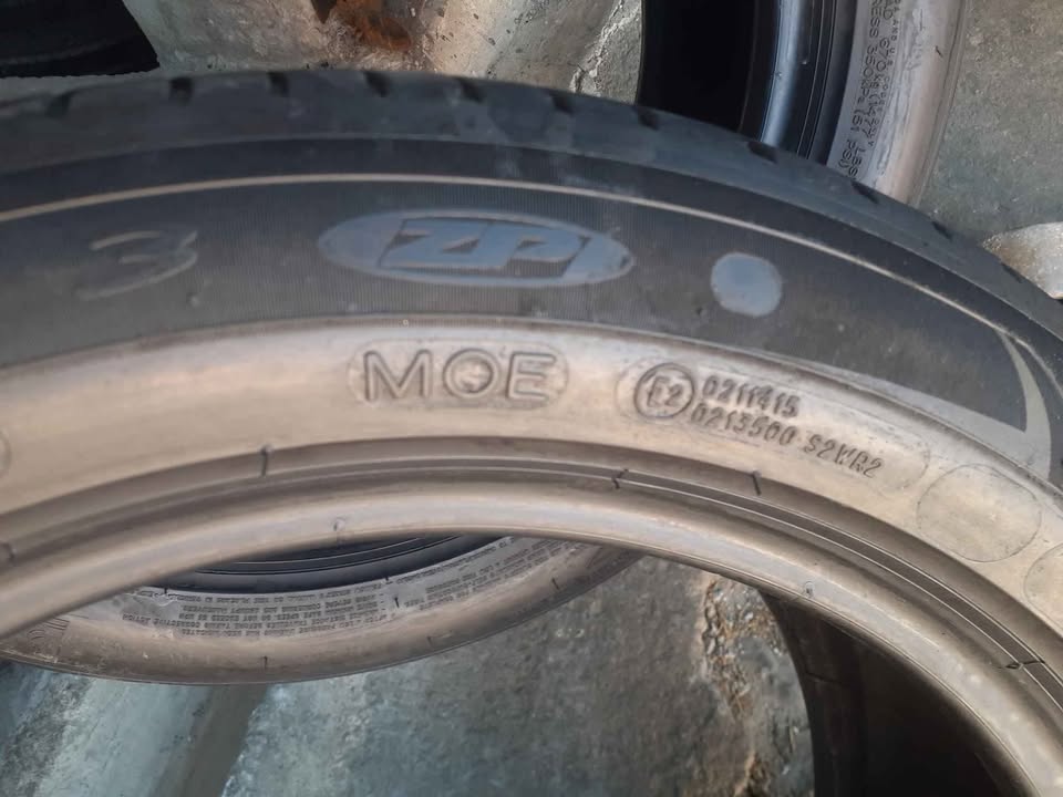 225/50/17 Michelin Run Flat Tyres for Sale. Contact