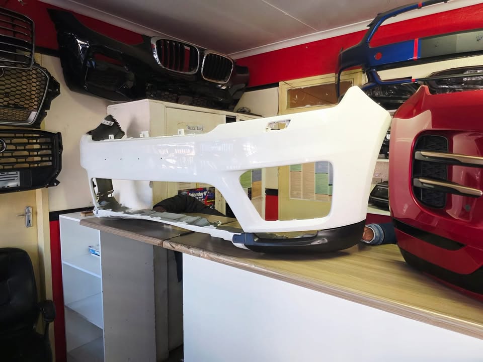 2023 LAND ROVER RANGE ROVER FRONT BUMPER