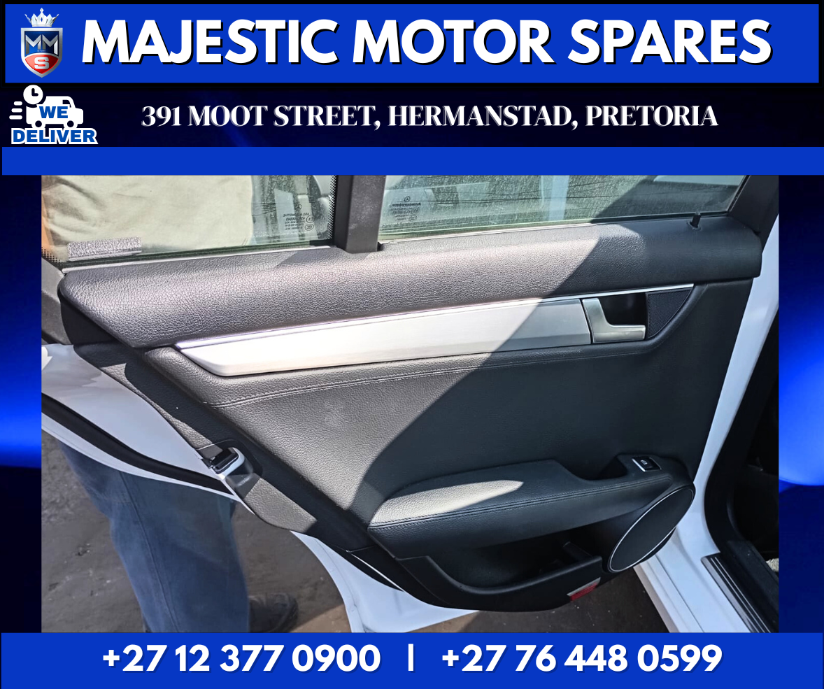 2013 Mercedes-Benz C250 CDI BlueEFFICIENCY W204 Door Panels – Used for Sale - Private Seller 2013 Mercedes-Benz C250 CDI BlueEFFICIENCY W204 Door Panels – Used for Sale - Private Seller