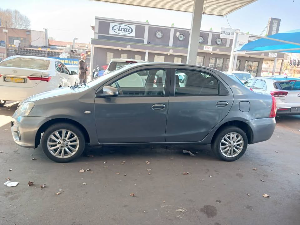 2017 TOYOTA ETIOS 1.5 SPRINT SEDAN Transmission: Manual Mileage: 86000km Fueltype: Petrol Grey