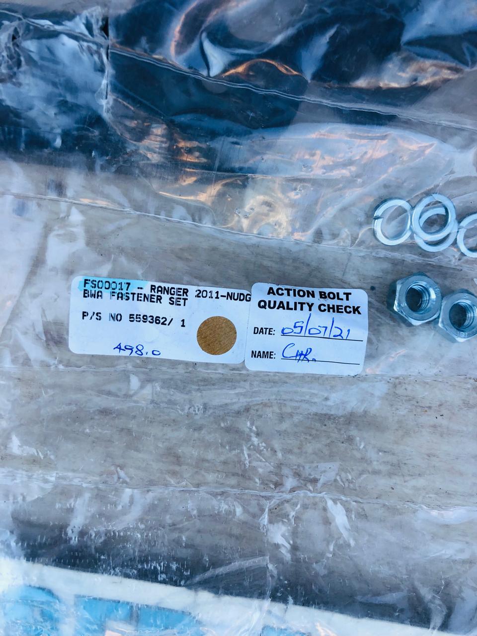 Ford Ranger T6 Chrome nudge bar with brackets - Private Seller Ford Ranger T6 Chrome nudge bar with brackets - Private Seller