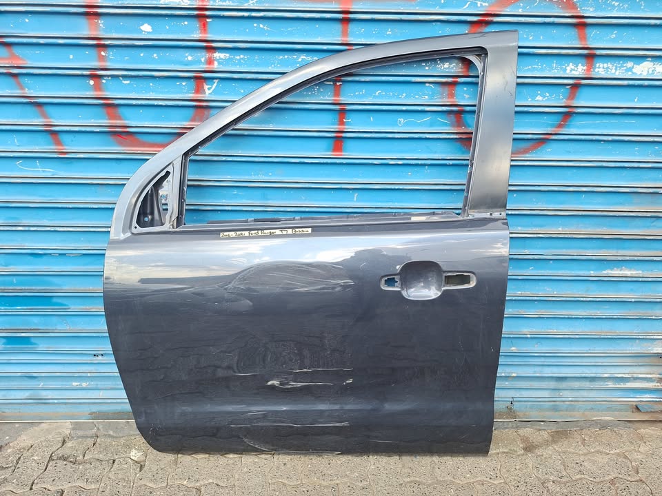 Ford Ranger T7 Bakkie LHS Front Door (2016 - 2022) - Private Seller Ford Ranger T7 Bakkie LHS Front Door (2016 - 2022) - Private Seller