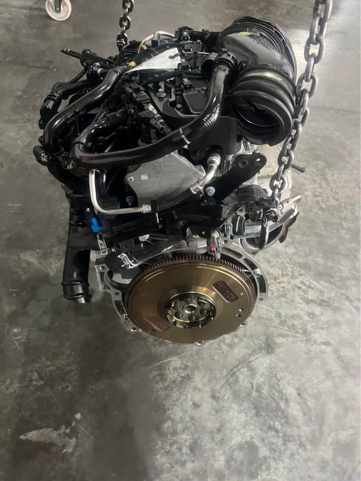 B4164T ENGINE  V40 S60 V50 XC70 C30  1.6 FORD KUGA - Private Seller