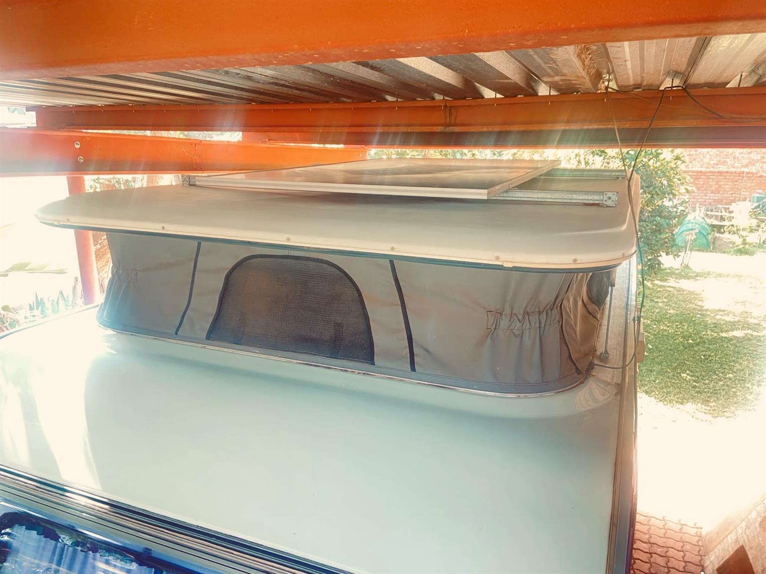 Sprite Surfer 2001 caravan - Private Seller Sprite Surfer 2001 caravan - Private Seller