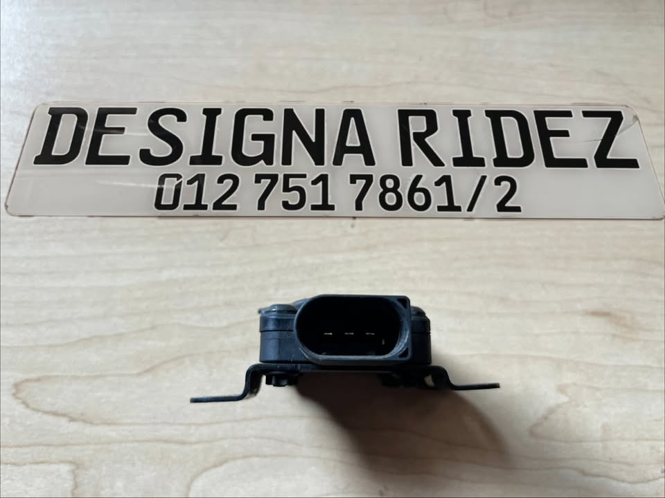 BMW E90 330 EXHAUST GAS PRESSURE SENSOR AVAILABLE. - Private Seller BMW E90 330 EXHAUST GAS PRESSURE SENSOR AVAILABLE. - Private Seller