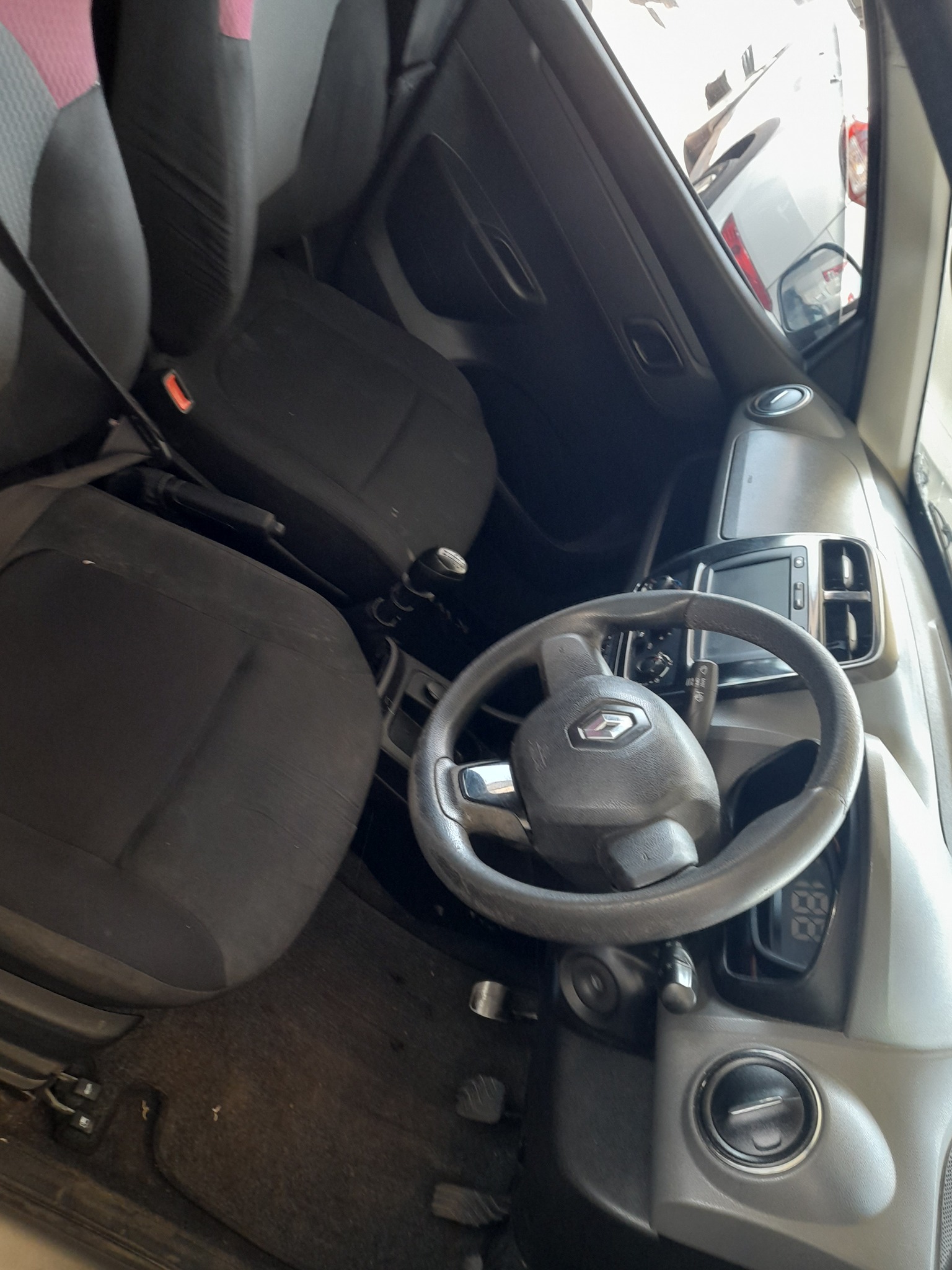 Used 2019 Renault Kwid 1.0 Expression - Private Seller Used 2019 Renault Kwid 1.0 Expression - Private Seller