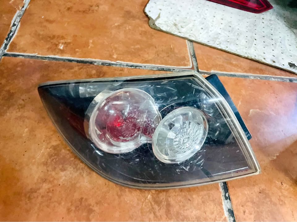 Mazda 3 Hatchback taillight 2007/09 - Private Seller Mazda 3 Hatchback taillight 2007/09 - Private Seller