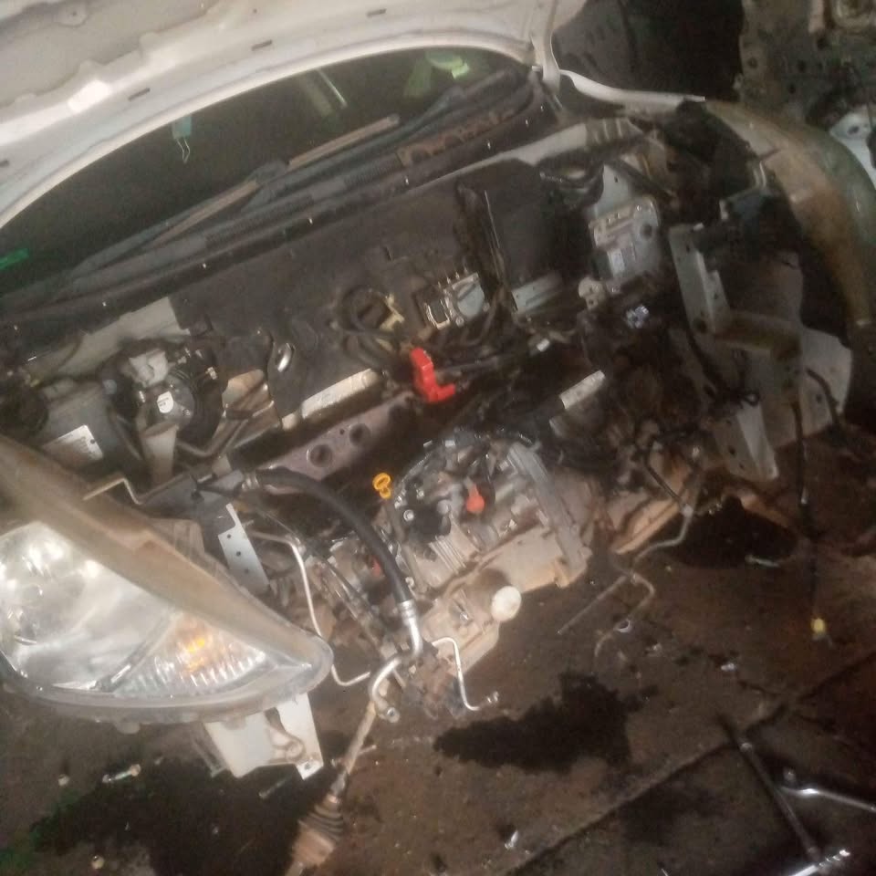 Nissan Almera complete car stripping automatic - Private Seller
