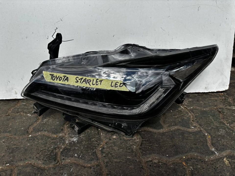 2023 TOYOTA STARLET LED HEADLIGHT LEFT HAND SIDE - Private Seller 2023 TOYOTA STARLET LED HEADLIGHT LEFT HAND SIDE - Private Seller