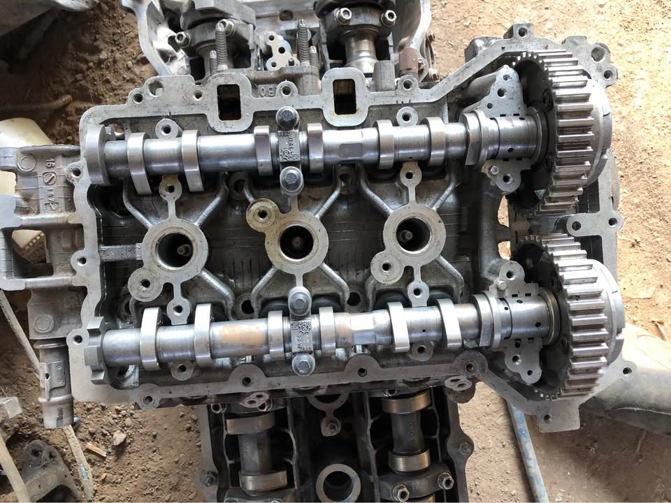 Peugeot 208 1.2L Cylinder Head - Private Seller Peugeot 208 1.2L Cylinder Head - Private Seller