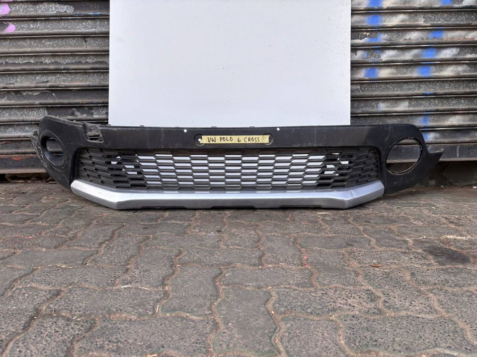 Volkswagen polo 6 Cross Bumper - Private Seller Volkswagen polo 6 Cross Bumper - Private Seller