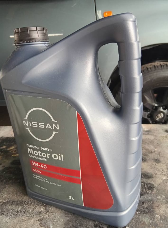 Nissan 5W-40 Synthetic Engine Oil For Sale - Private Seller Nissan 5W-40 Synthetic Engine Oil For Sale - Private Seller