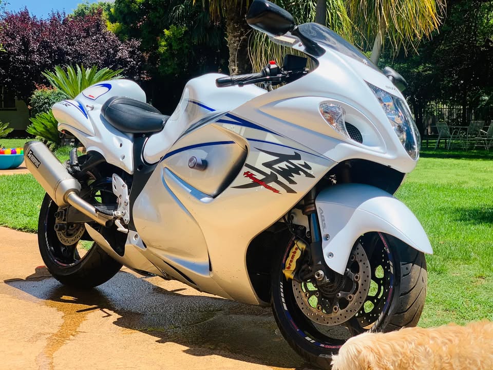 2016 Suzuki gsxr1300 Hayabusa!!! - Private Seller 2016 Suzuki gsxr1300 Hayabusa!!! - Private Seller