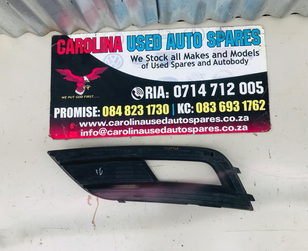 Audi A4/S4 B3 facelift right side foglight cover - Private Seller Audi A4/S4 B3 facelift right side foglight cover - Private Seller