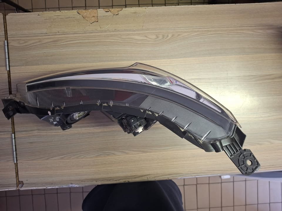 2020 HONDA JAZZ HEADLIGHT RIGHTSIDE AVAILABLE FOR SALE - Private Seller 2020 HONDA JAZZ HEADLIGHT RIGHTSIDE AVAILABLE FOR SALE - Private Seller