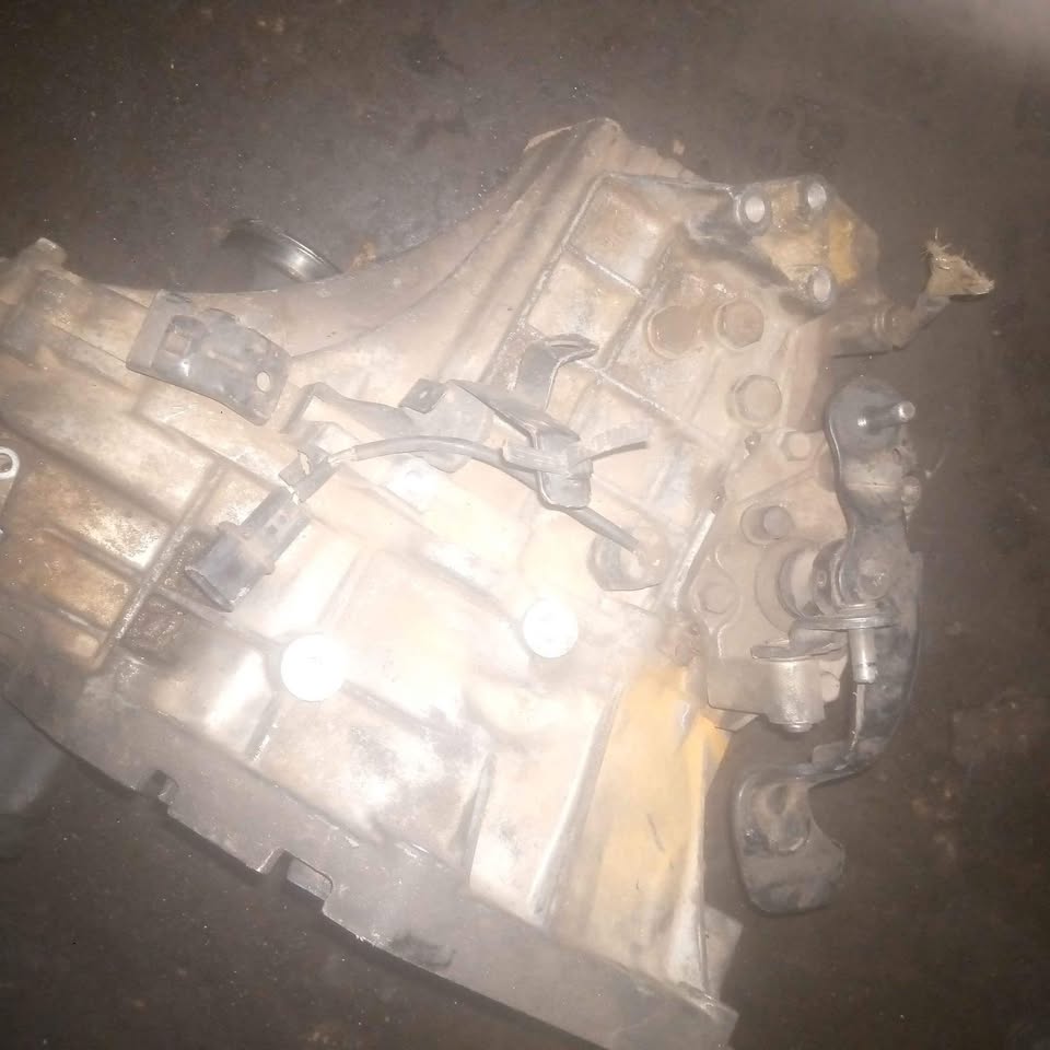 Kia pincato 2013 to 2015 maunal gear box - Private Seller Kia pincato 2013 to 2015 maunal gear box - Private Seller