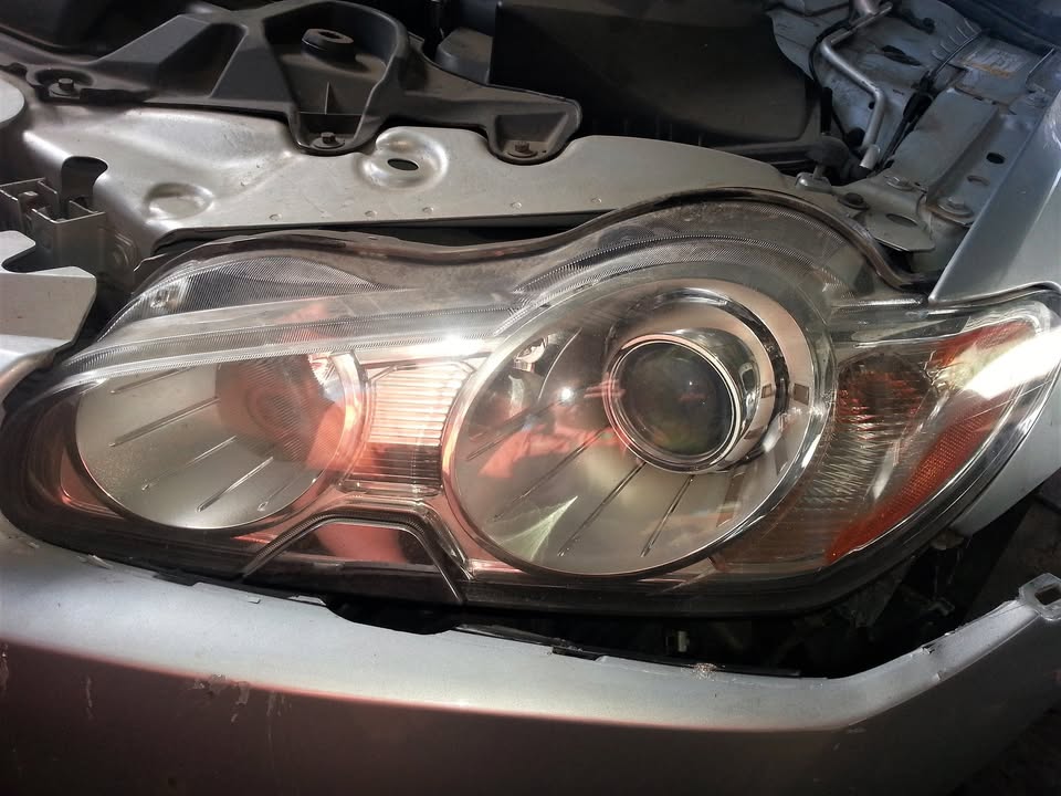 Jaguar XF Headlights | Auto Ezi - Private Seller