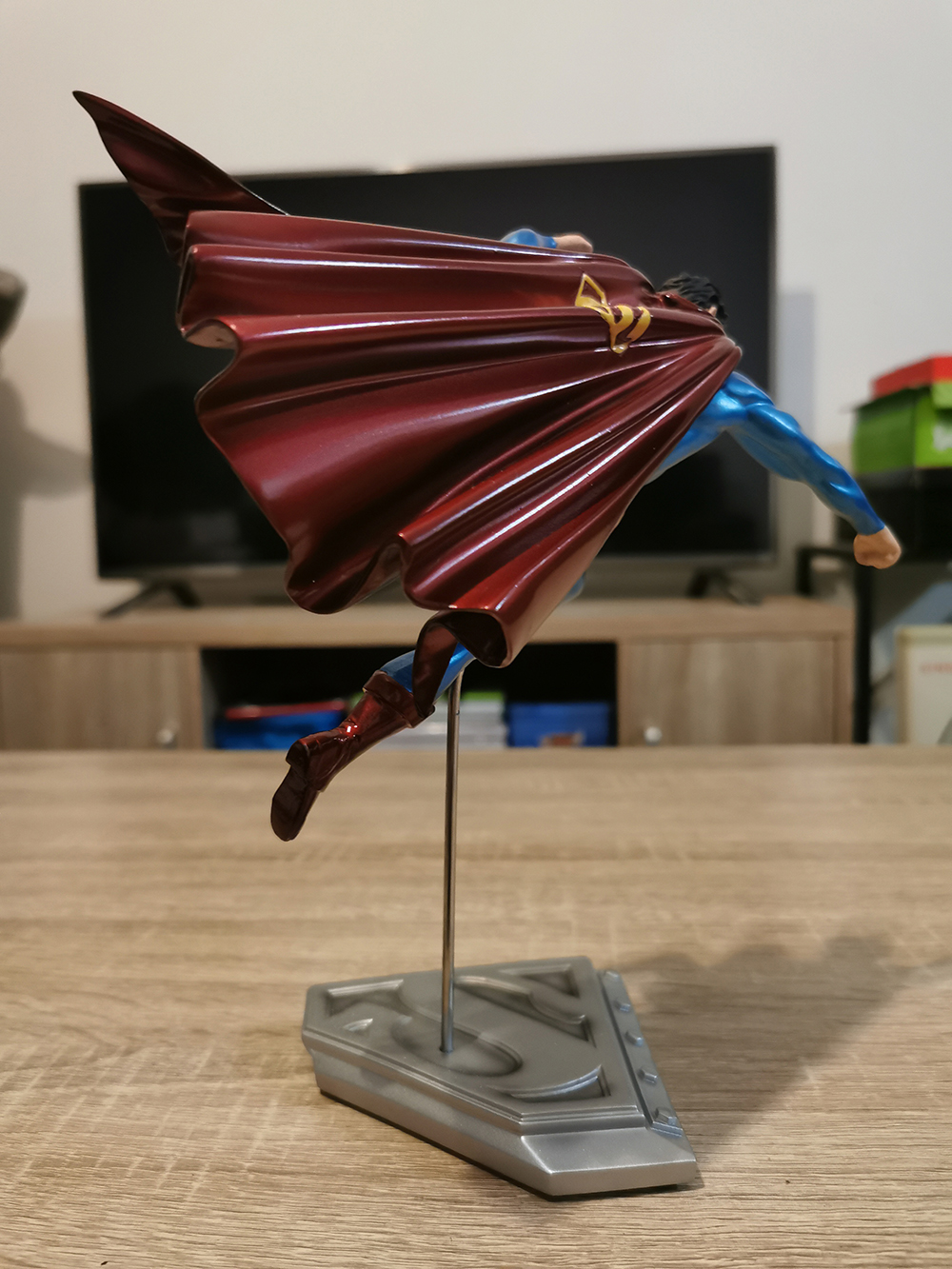Superman DC Collectables Man Of Steel Statue (New In Box)