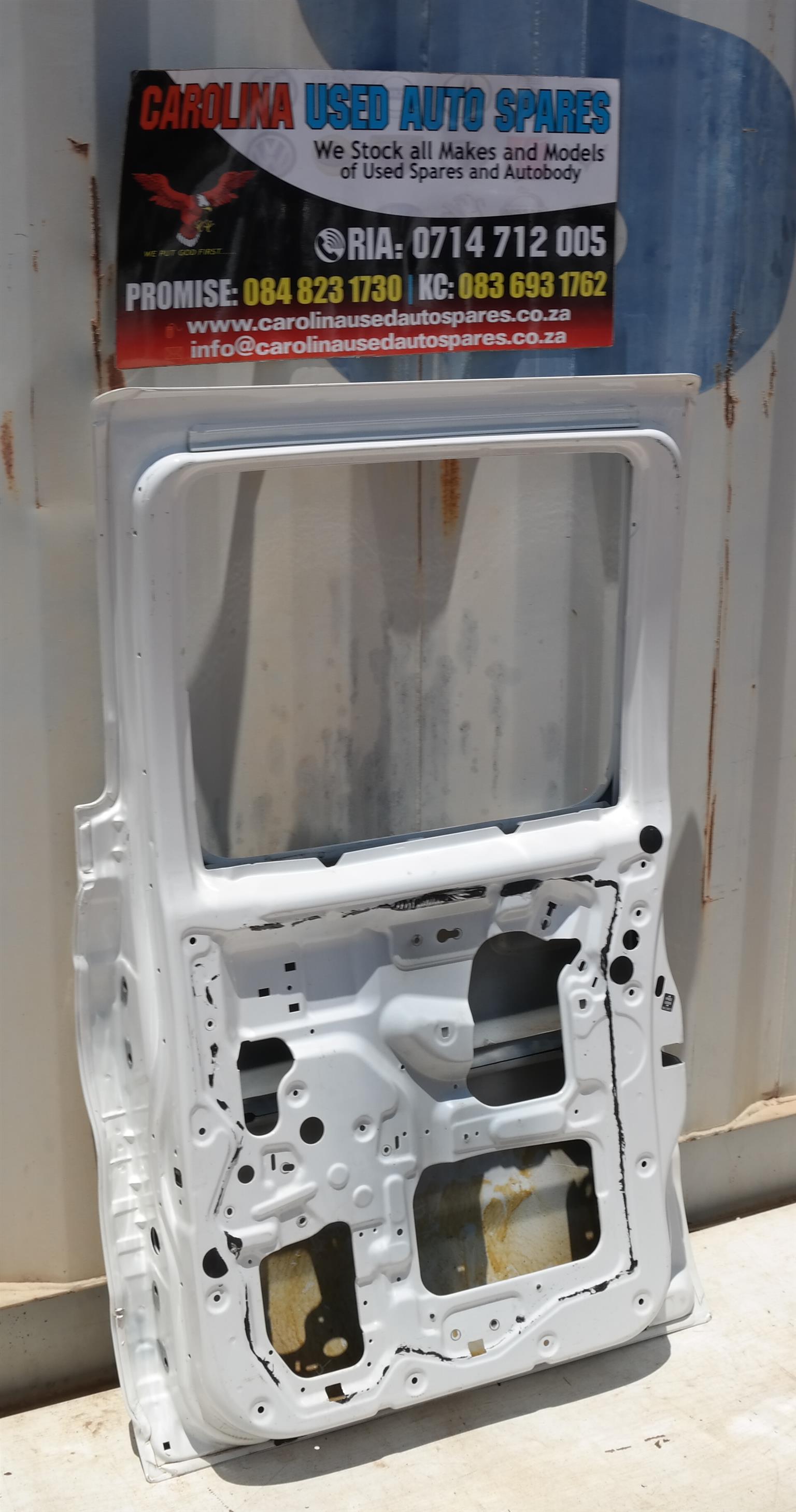 Nissan Np300 right rear/back door - Private Seller Nissan Np300 right rear/back door - Private Seller