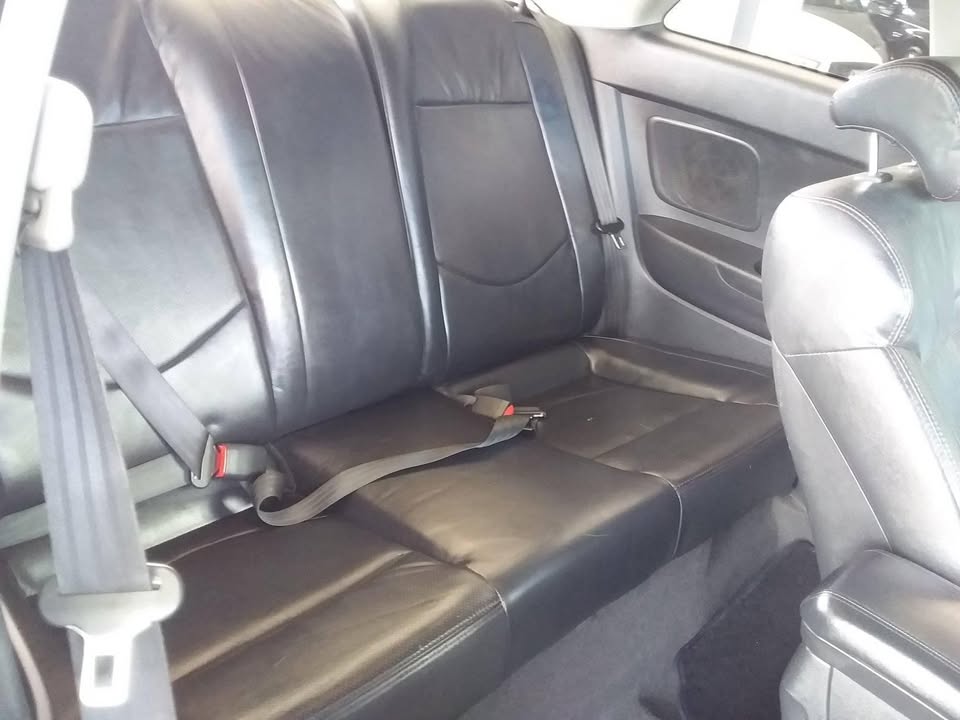 2010 model Kia Cerato koupe manual
