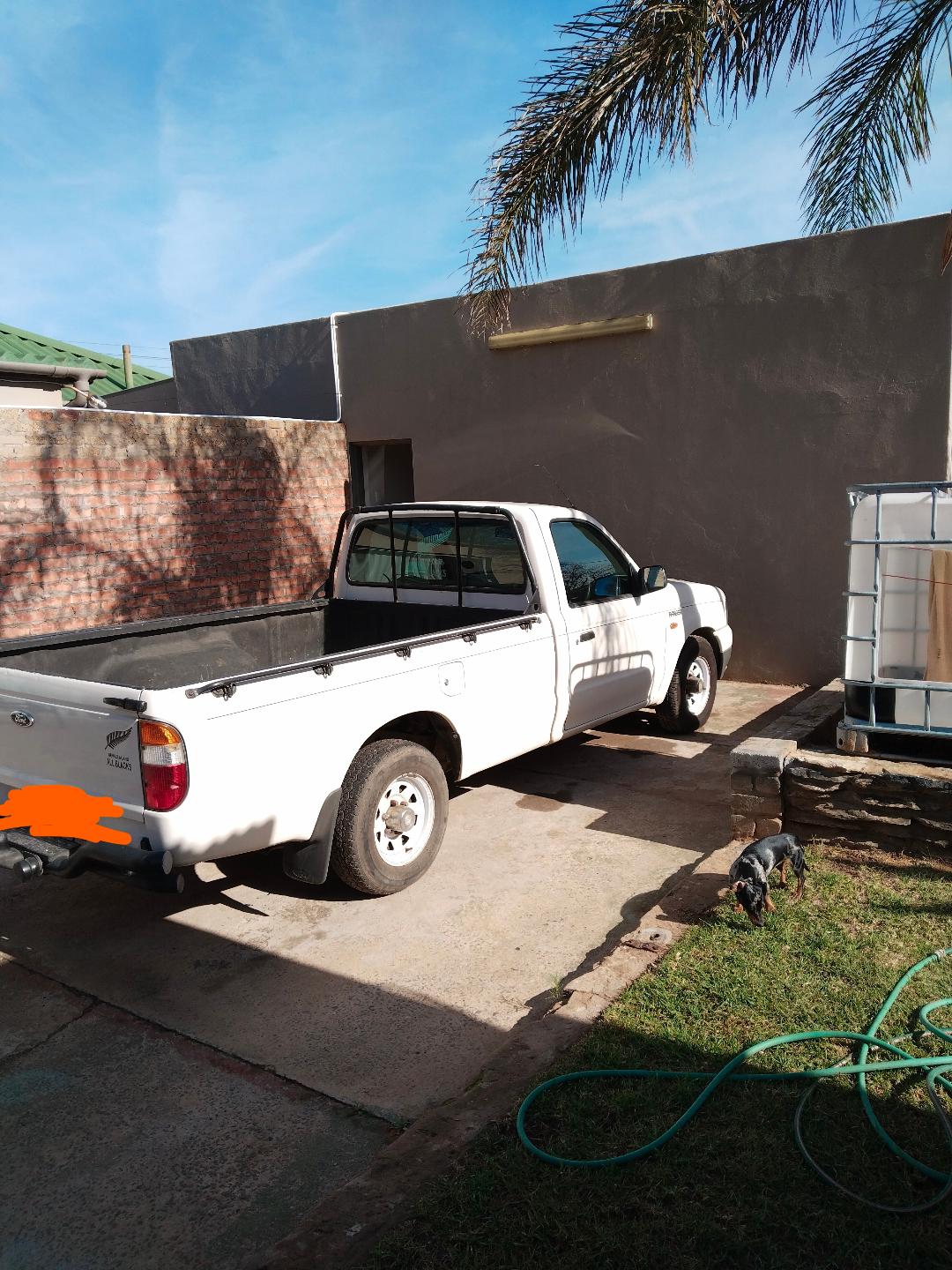 Ford Ranger Model 2004