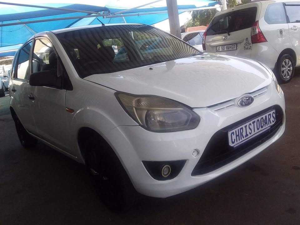 2011 Ford figo hatchback manual 2011