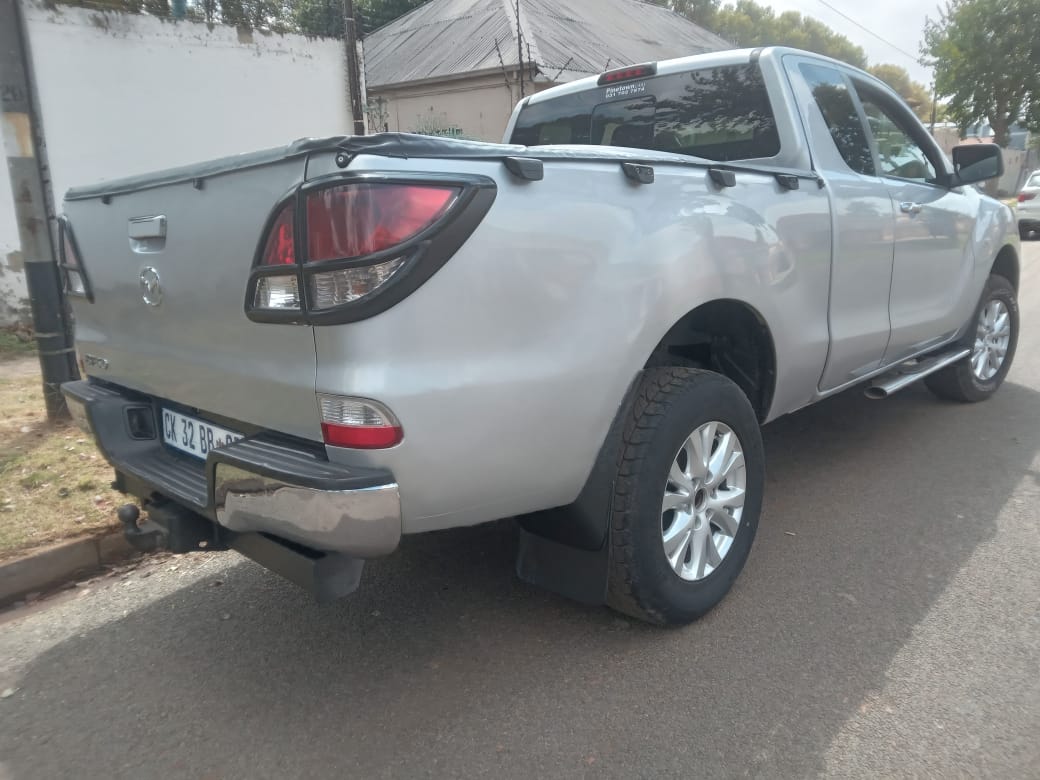 Used 2013 Mazda BT-50 3.2 FreeStyle Cab SLE - Private Seller Used 2013 Mazda BT-50 3.2 FreeStyle Cab SLE - Private Seller