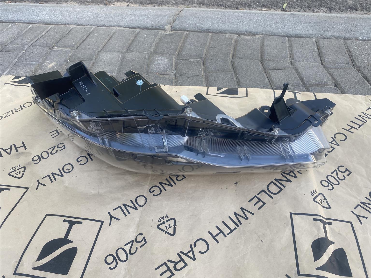 2024 TOYOTA COROLLA CROSS HALOGEN HEADLIGHT LEFT SIDE FOR SALE