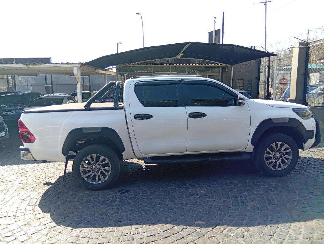 2020 Toyota Hilux 2.8 Legend50 GD6 DoubleCab Bakkie Raider Manual 163,000km Leat