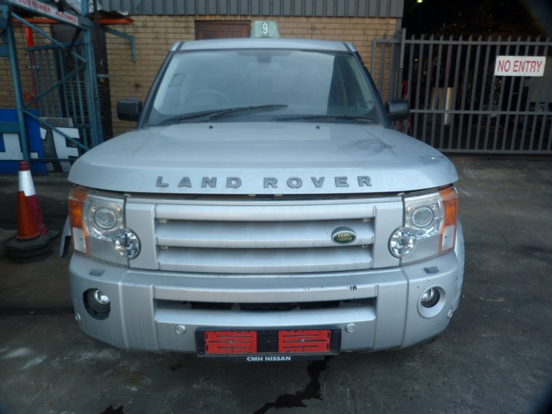 Land Rover Discovery3 2.0 TDV6 AT Silver - 2009 STRIPPING FOR SPARES - Private Seller Land Rover Discovery3 2.0 TDV6 AT Silver - 2009 STRIPPING FOR SPARES - Private Seller